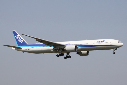 ANA-777-300